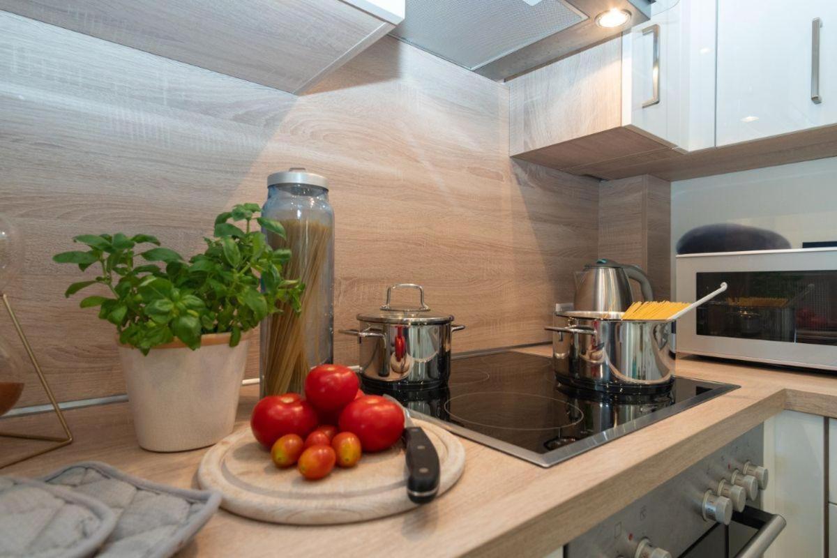 Haus-Wilhelmsplatz-Wohnung-Heimathafen Heiligenhafen Esterno foto