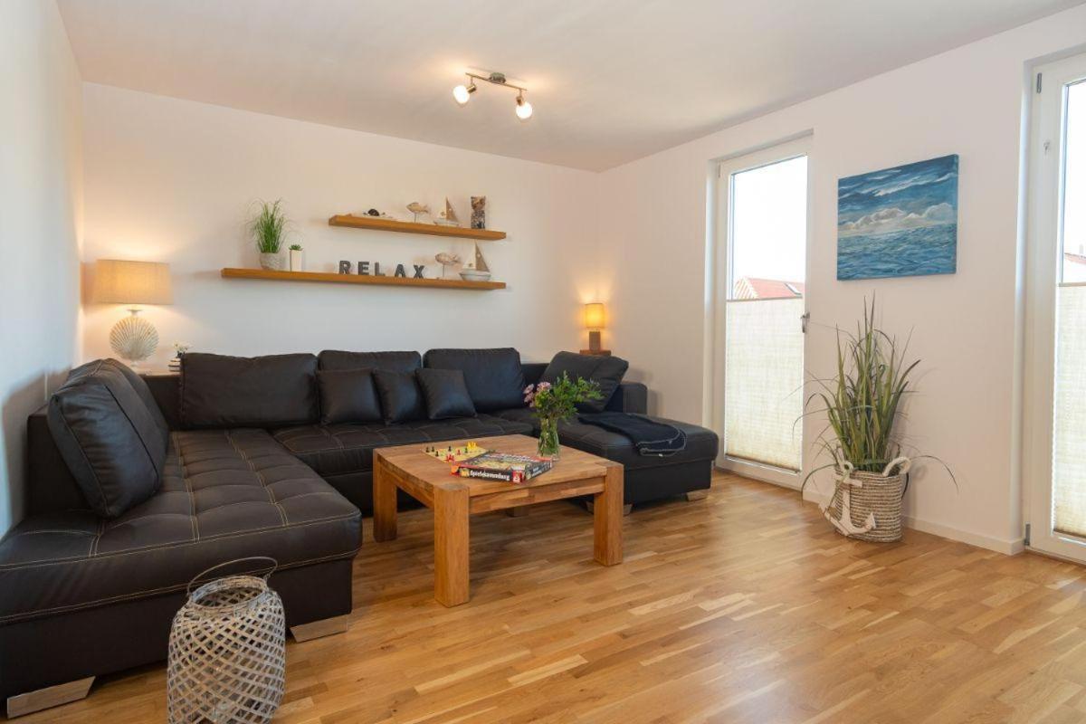 Haus-Wilhelmsplatz-Wohnung-Heimathafen Heiligenhafen Esterno foto